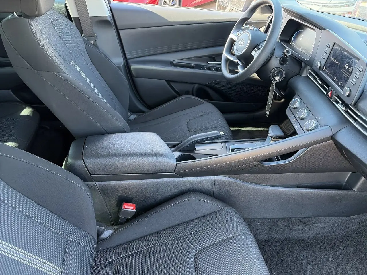 2025 Hyundai Elantra - $19,488