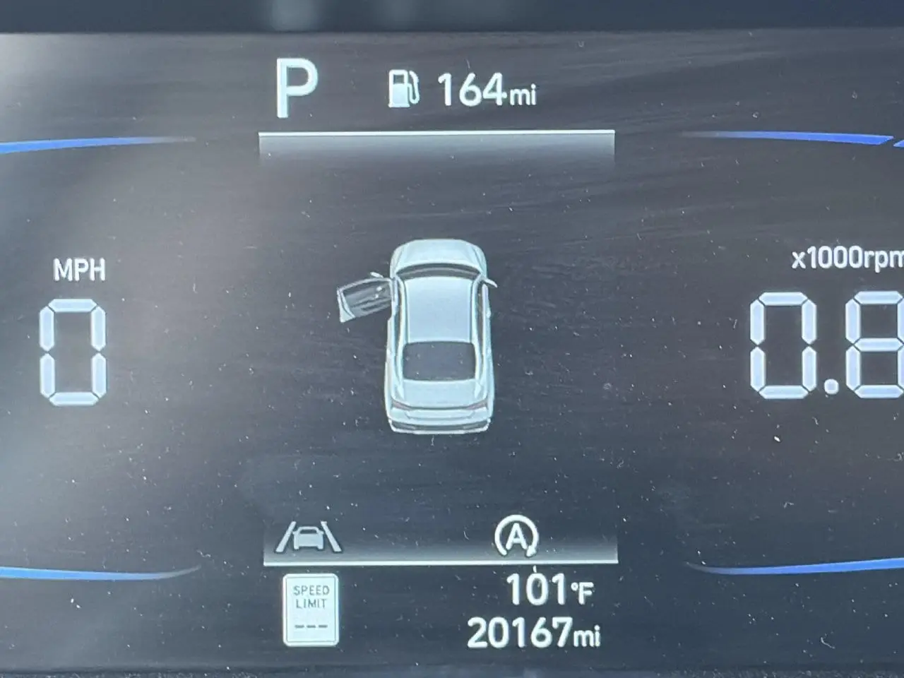 2025 Hyundai Elantra - $19,488