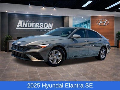 2025 Hyundai Elantra SE 4DR Sedan