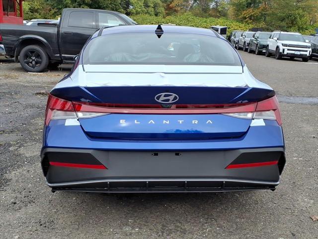 2025 Hyundai Elantra - $23,995