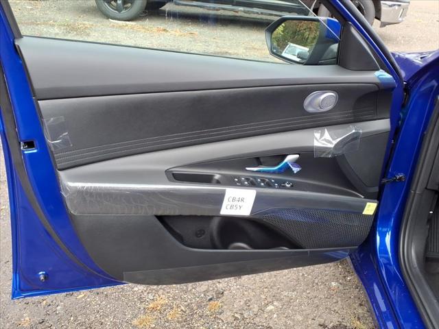 2025 Hyundai Elantra - $23,995