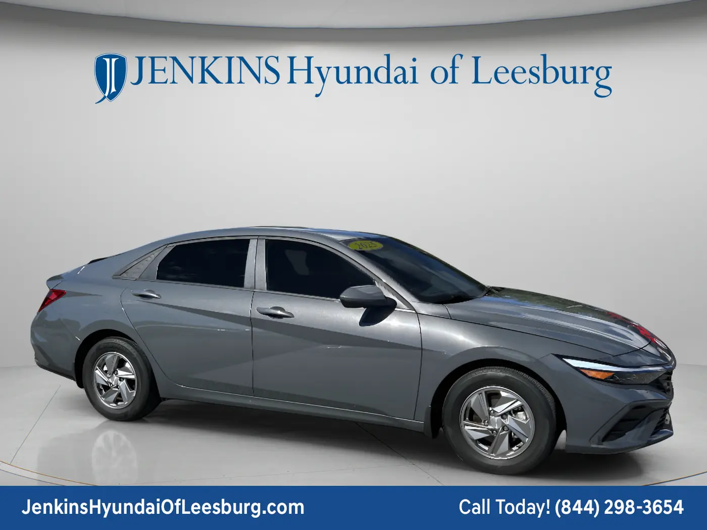 2025 Hyundai Elantra - $20,275