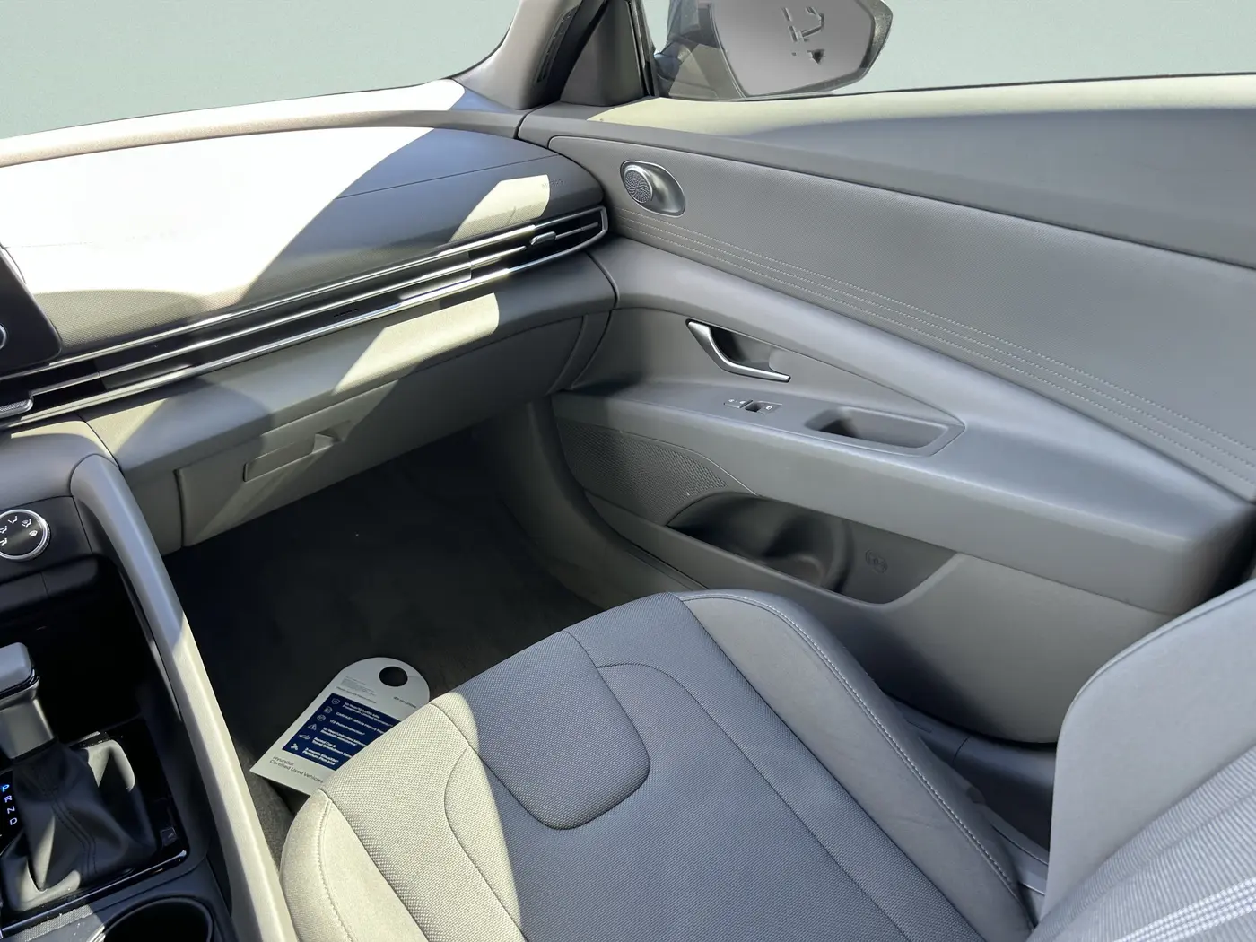 2025 Hyundai Elantra - $20,275