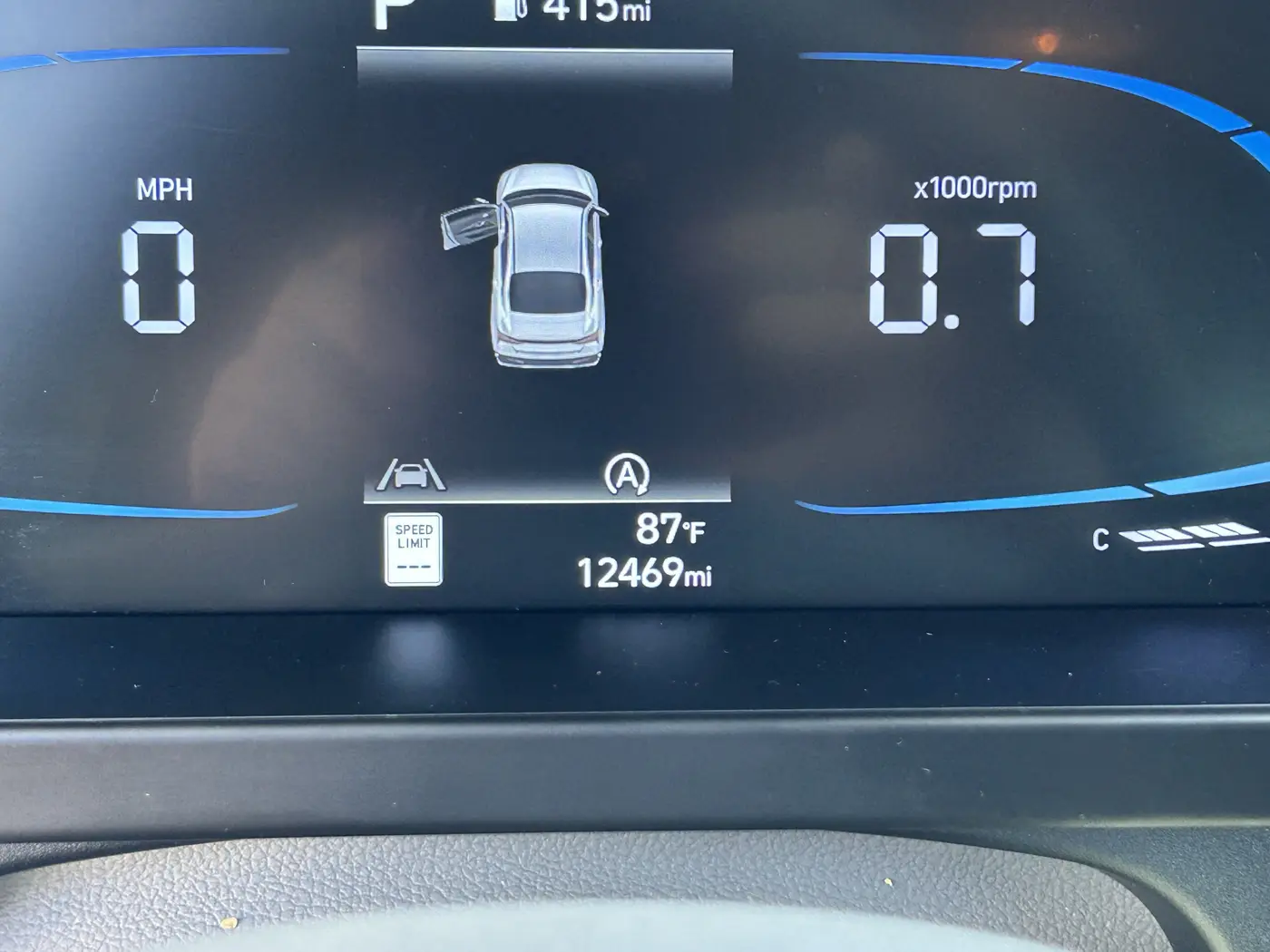 2025 Hyundai Elantra - $20,275