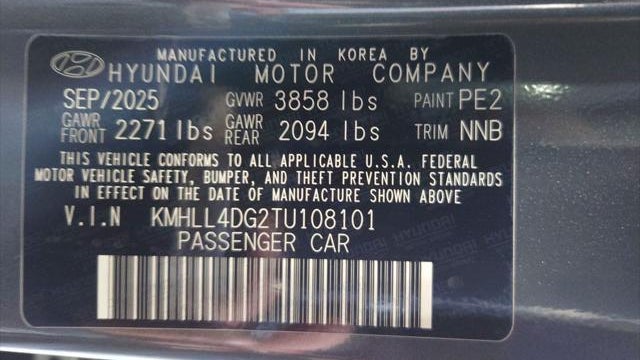 2026 Hyundai ELANTRA SE