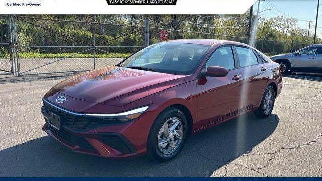 2026 Hyundai ELANTRA SE