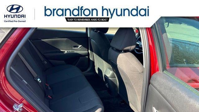 2026 Hyundai ELANTRA SE