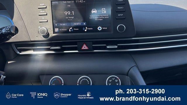 2026 Hyundai ELANTRA SE