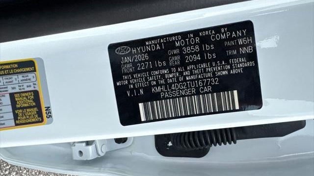 2026 Hyundai ELANTRA SE