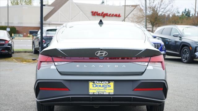 2026 Hyundai ELANTRA SE