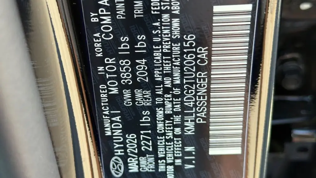 2026 Hyundai ELANTRA SE