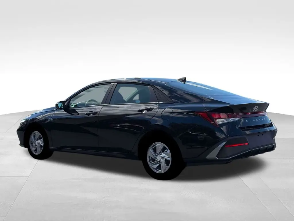2026 Hyundai Elantra - $21,520