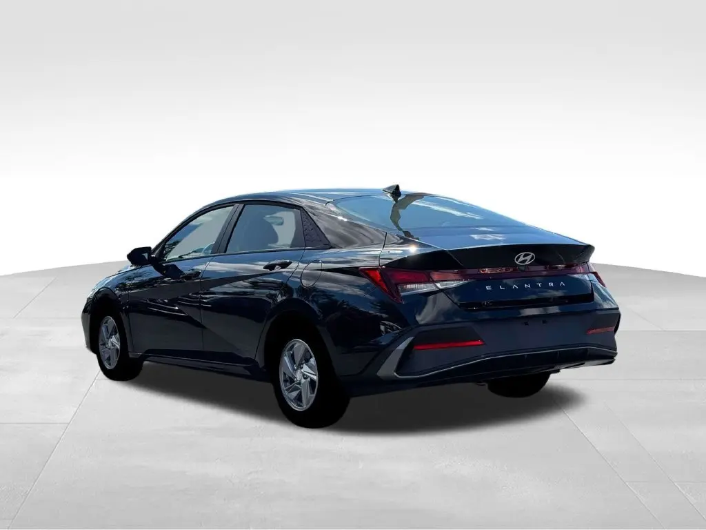2026 Hyundai Elantra - $21,520