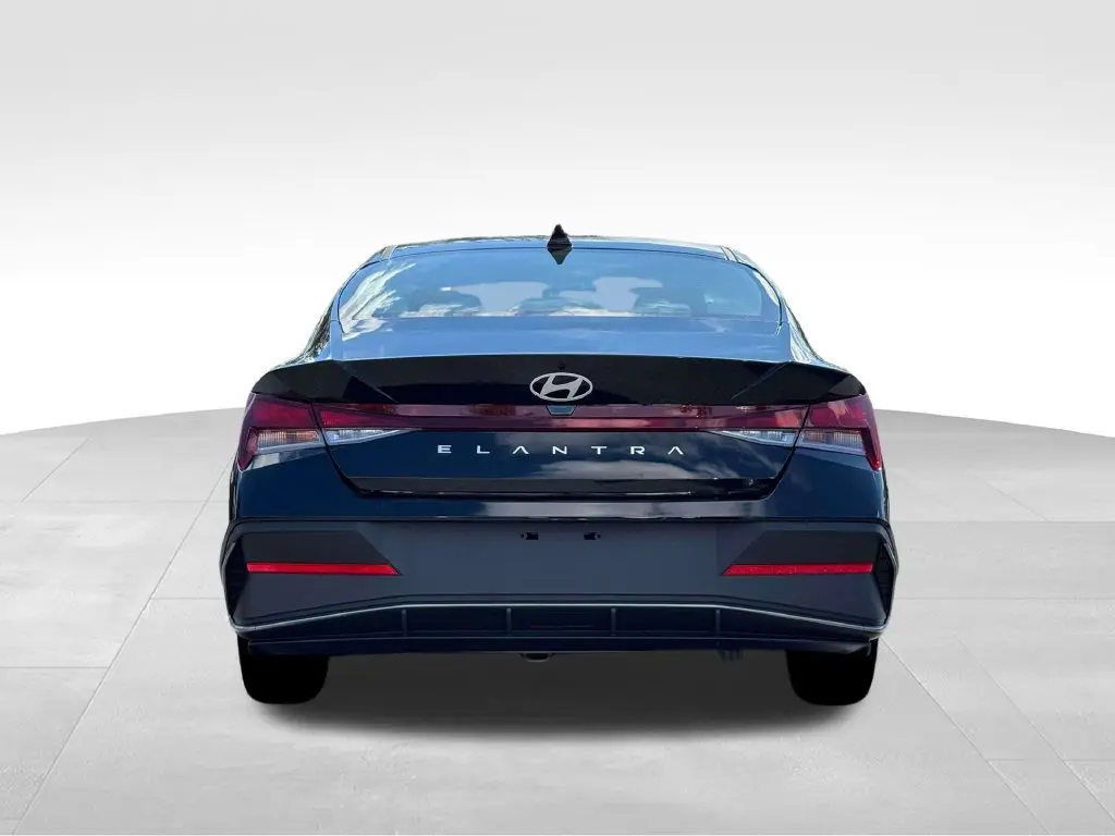 2026 Hyundai Elantra - $21,520