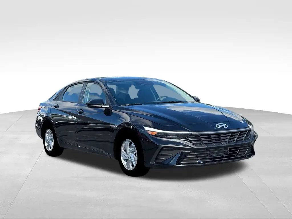 2026 Hyundai Elantra - $21,520