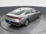 2024 Elantra Thumbnail 17