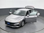 2024 Elantra Thumbnail 30
