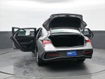 2024 Elantra Thumbnail 32