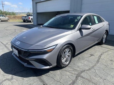 Photo of a 2025 Hyundai Elantra SE 4DR Sedan for sale