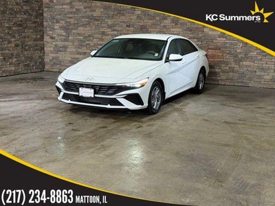 2025 Hyundai Elantra SE 4DR Sedan