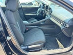 2025 Elantra Thumbnail 15
