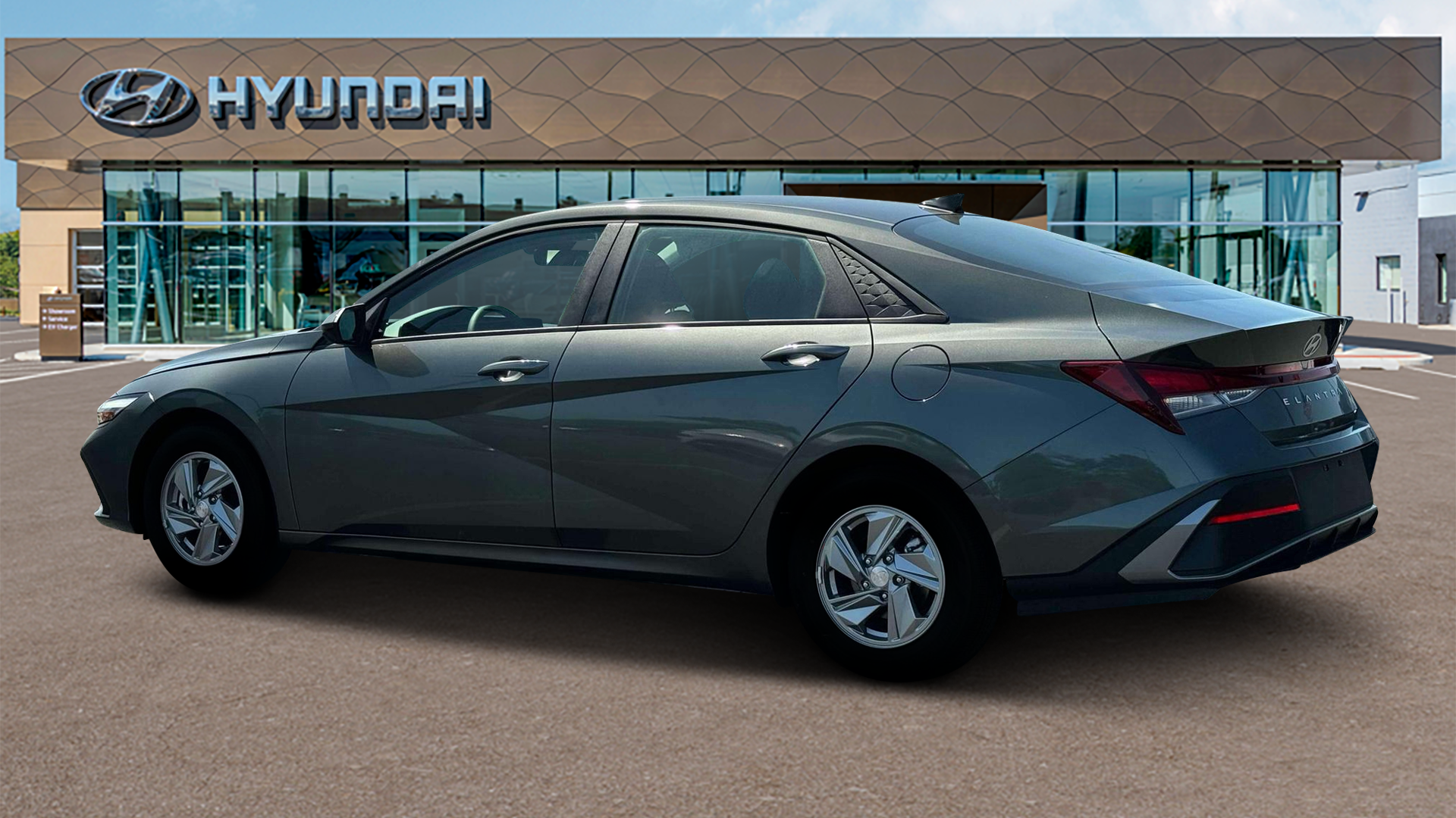 2025 Hyundai ELANTRA SE
