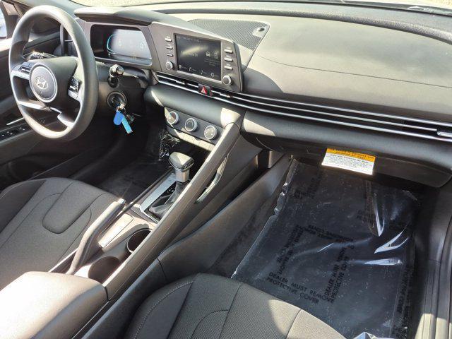2025 Hyundai Elantra - $21,491