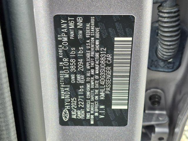 2025 Hyundai Elantra - $21,491