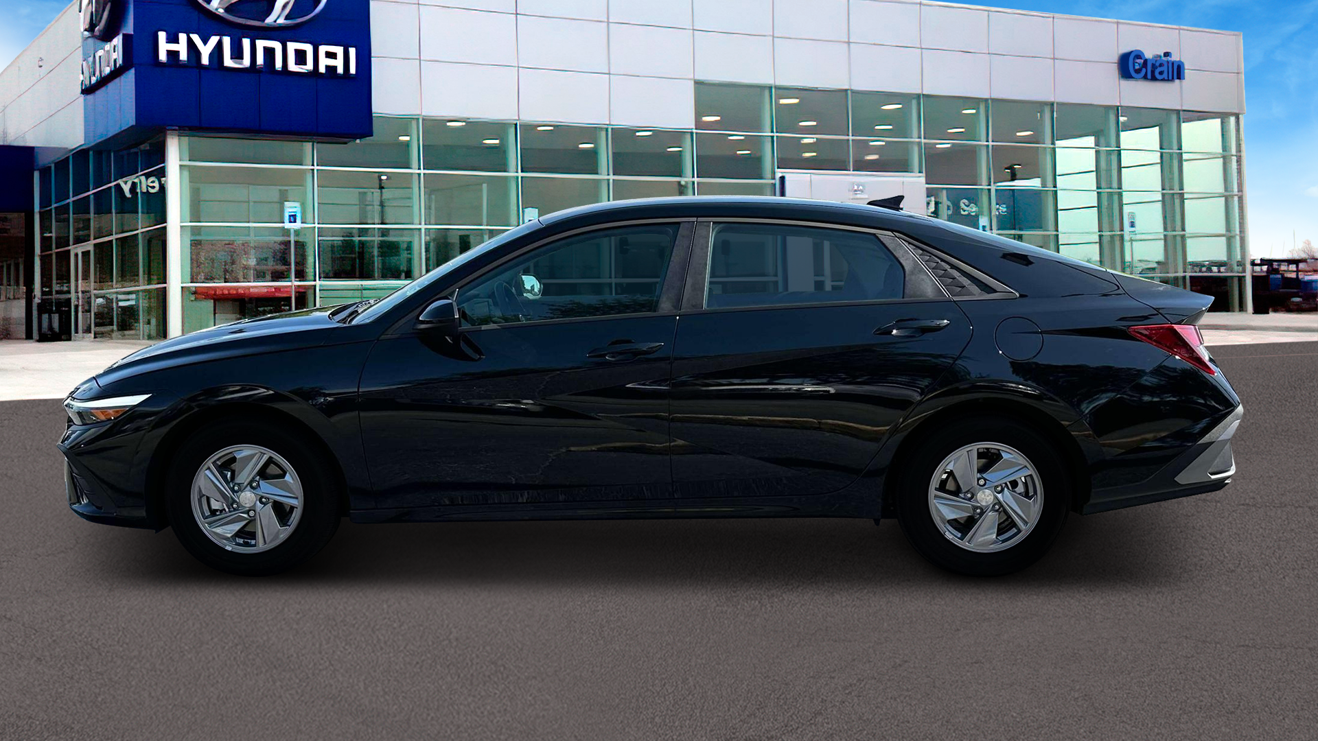 2025 Hyundai ELANTRA SE