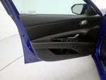 2025 Elantra Thumbnail 12