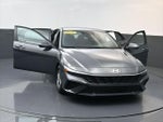2026 Elantra Thumbnail 30