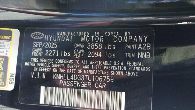 2026 Hyundai ELANTRA SE