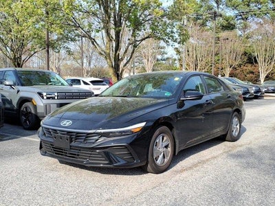 Photo of a 2026 Hyundai Elantra SE 4DR Sedan for sale