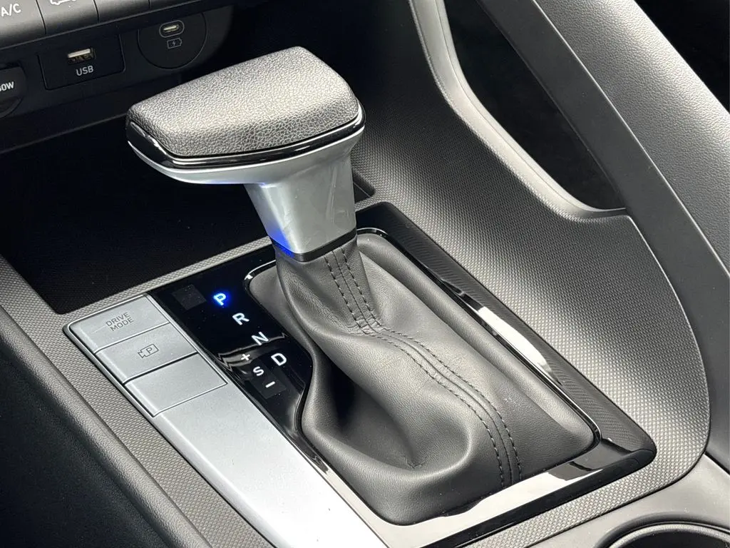 2026 Hyundai Elantra - $23,980