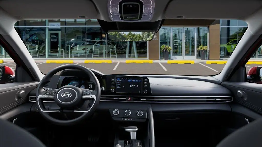 2026 Hyundai ELANTRA SE