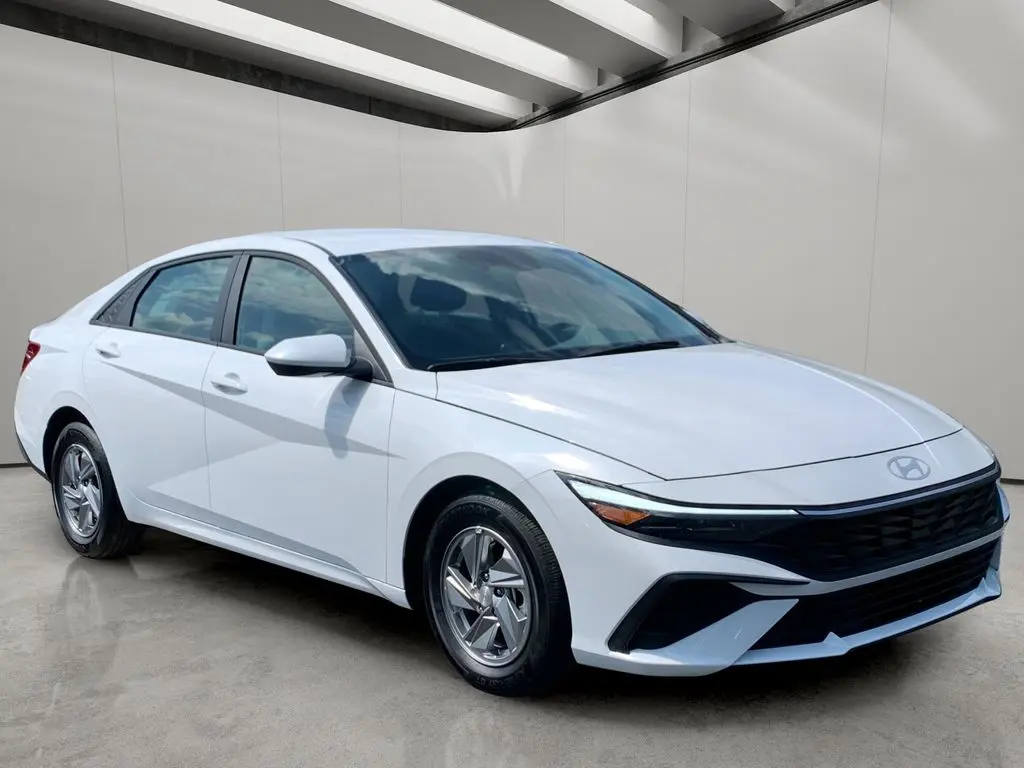 2026 Hyundai Elantra - $21,450
