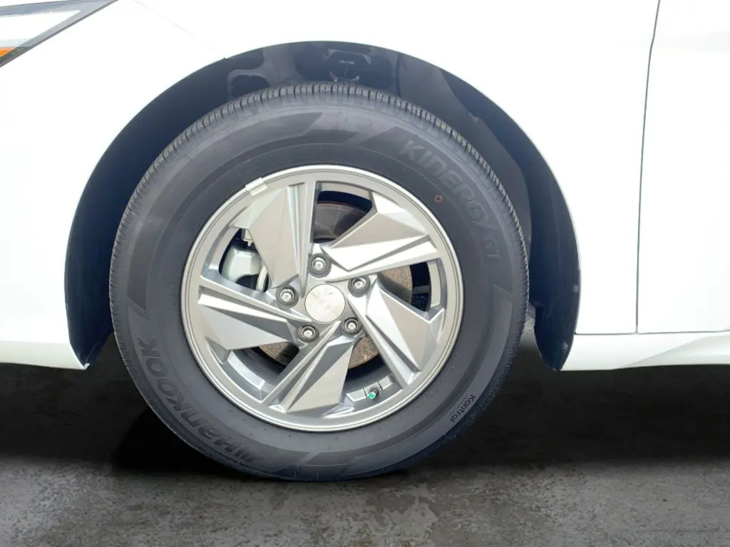 2026 Hyundai Elantra - $21,450