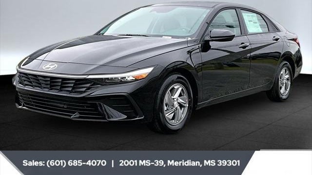2026 Hyundai ELANTRA SE