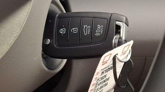 2026 Hyundai ELANTRA SE