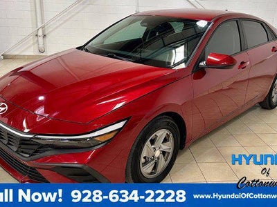 2024 Hyundai Elantra SE 4DR Sedan
