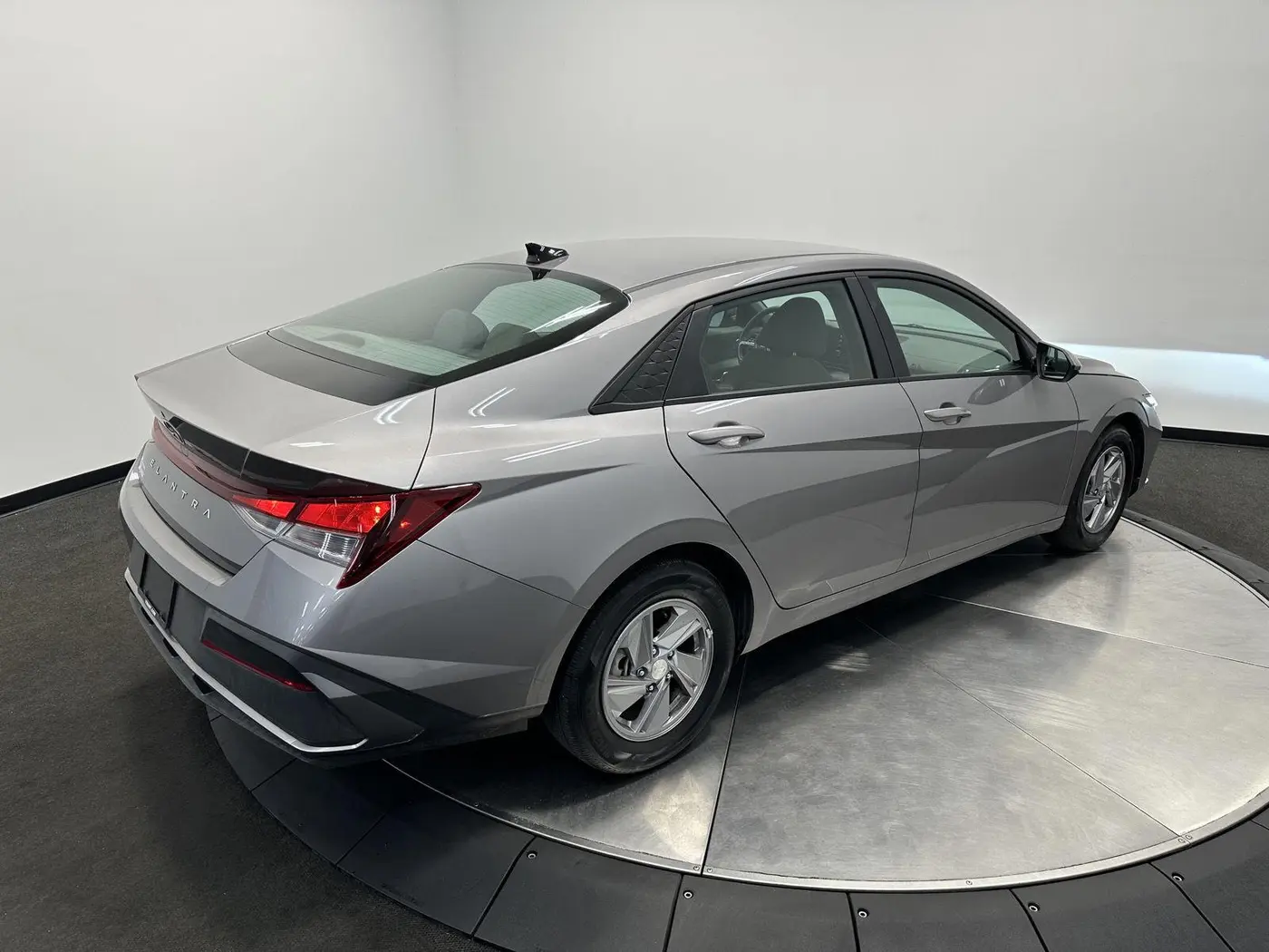 2024 Hyundai Elantra - $19,999