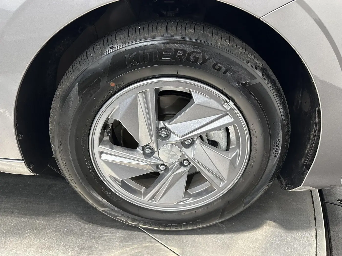 2024 Hyundai Elantra - $19,999