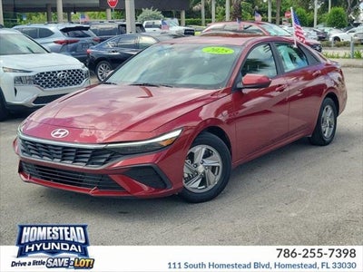 2025 Hyundai Elantra SE 4DR Sedan