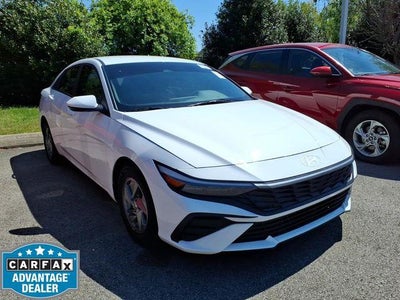 2025 Hyundai Elantra SE 4DR Sedan