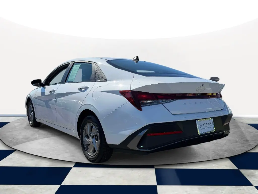 2026 Hyundai Elantra - $21,222