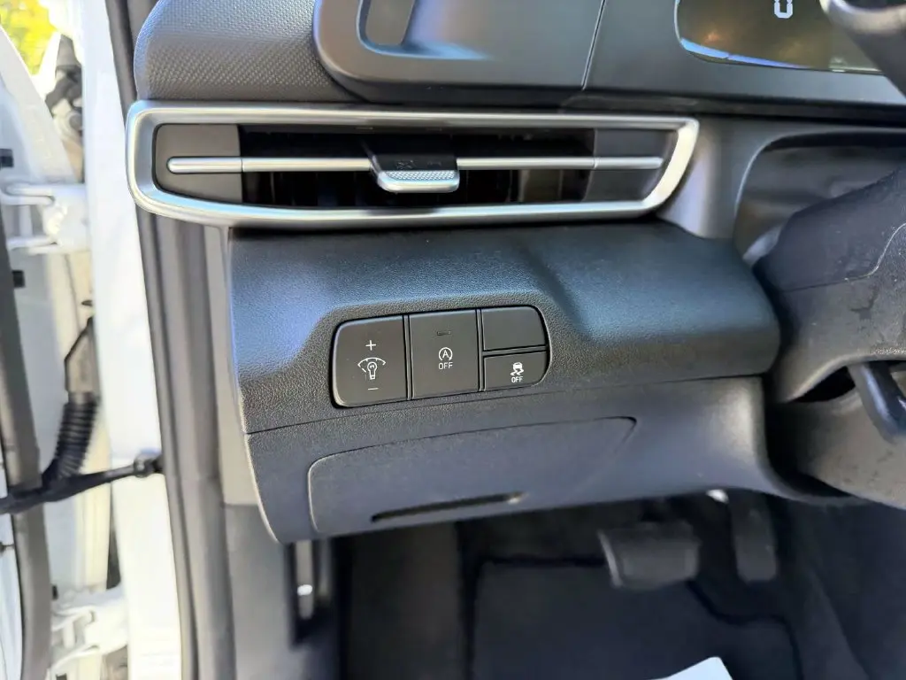 2026 Hyundai Elantra - $21,222