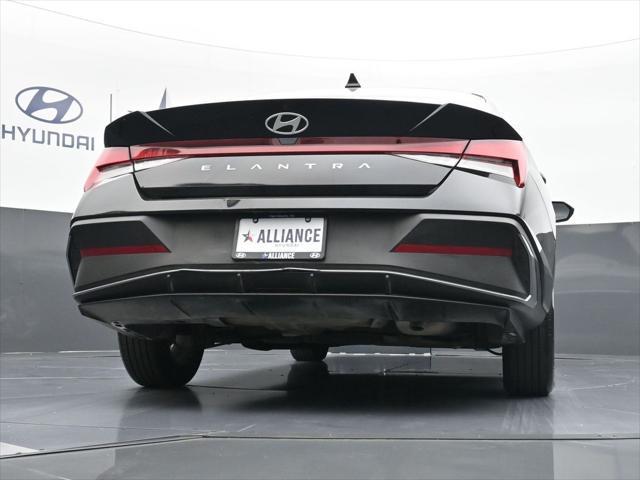 2026 Hyundai Elantra - $21,441