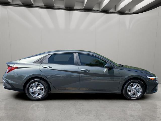 2026 Hyundai Elantra - $21,323