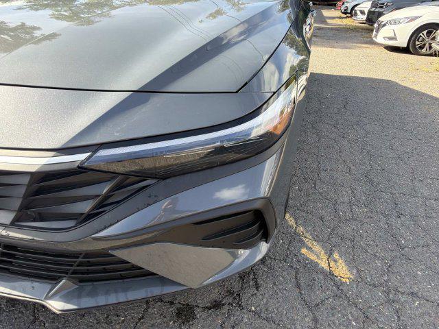 2026 Hyundai Elantra - $24,555