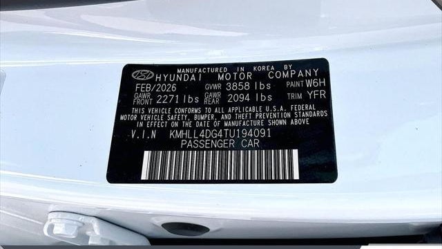 2026 Hyundai ELANTRA SE